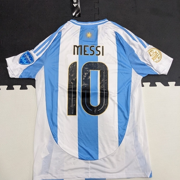 Argentina Messi #10 Copa America Home Adult Jersey - Picture 8 of 10